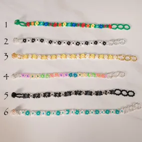 Beaded Flower Bracelet: Choose your Color!