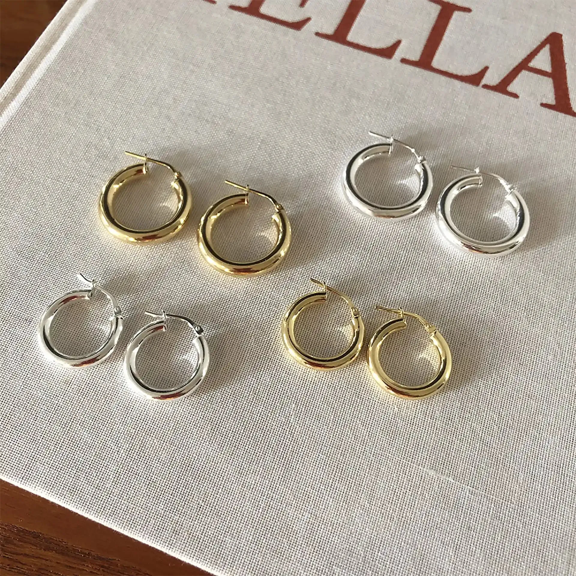 Chunky Hoop Earrings – Silver – Small & Silver Pendants