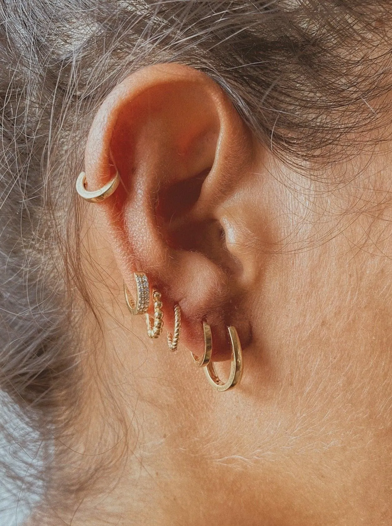 Wendy Huggie Hoops - S & L